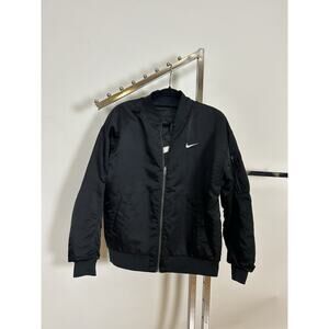 Nike Women's Reversible Bomber Jacket DV7876-010 NWOT Size Small Retail $155